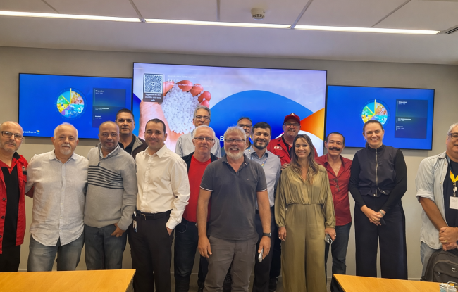 Unidade sindical exige negociação e fim das demissões na Braskem